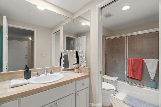 1110 W 10th 105, San Pedro, CA 90731