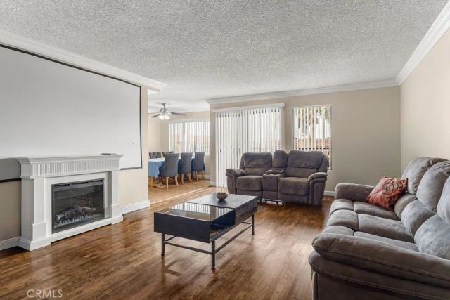 1110 W 10th 105, San Pedro, CA 90731