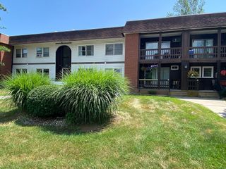 25 Keegan Ln 5C, Greenfield, MA 01301