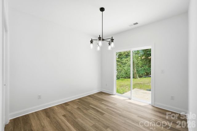 114 7th Avenue SE, Hickory, NC 28602