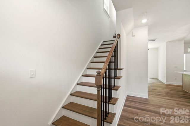 114 7th Avenue SE, Hickory, NC 28602