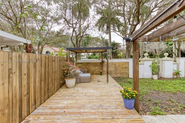 3464 SW 51st St, Hollywood, FL 33312