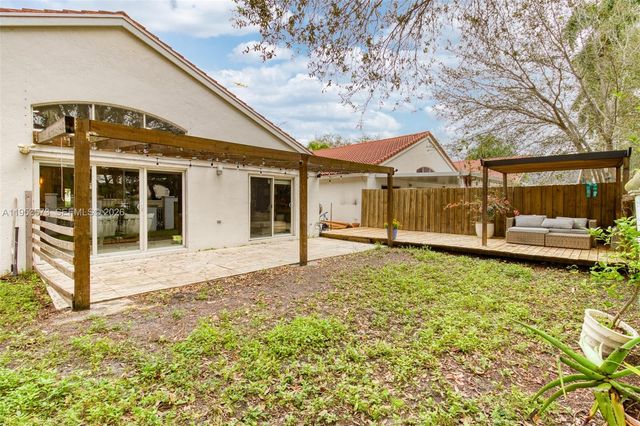 3464 SW 51st St, Hollywood, FL 33312