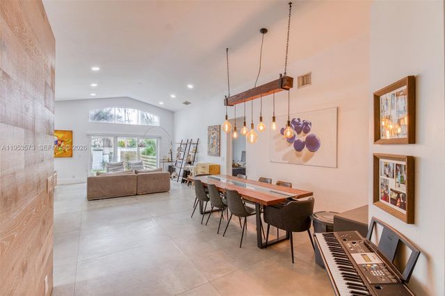 3464 SW 51st St, Hollywood, FL 33312