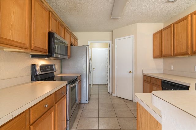 841 Mccully Street, White Settlement, TX 76108
