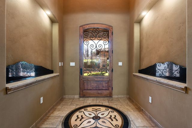 8801 Glendale Avenue NE, Albuquerque, NM 87122