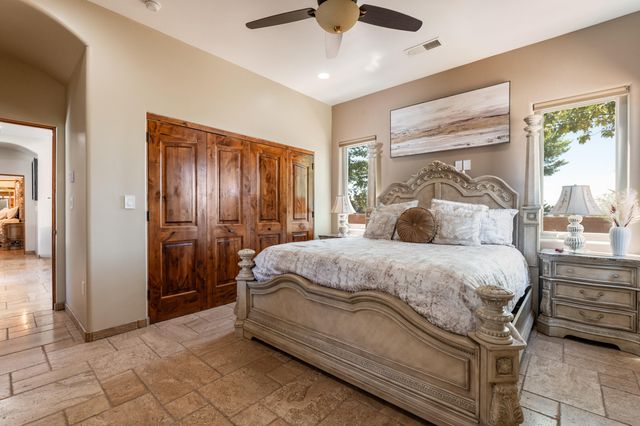 8801 Glendale Avenue NE, Albuquerque, NM 87122