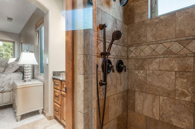 8801 Glendale Avenue NE, Albuquerque, NM 87122