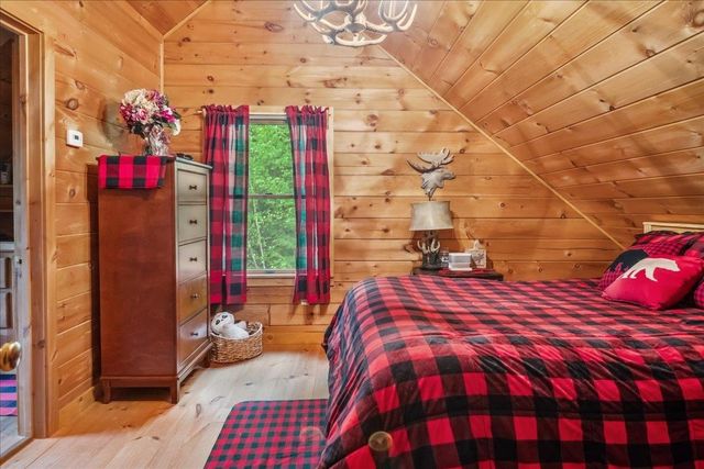 18 Chamberlin Hill, Richmond, VT 05477