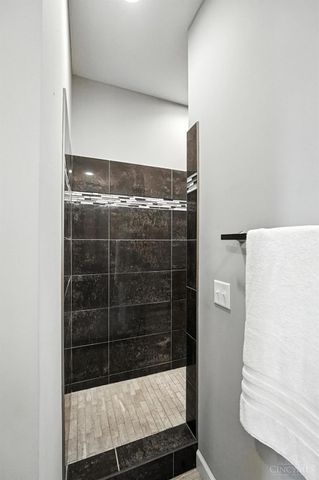 13 Beach Cove, Franklin Twp, OH 45171