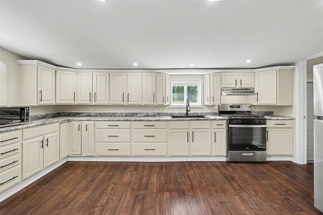 203 Roseneath Avenue, Battle Creek, MI 49037