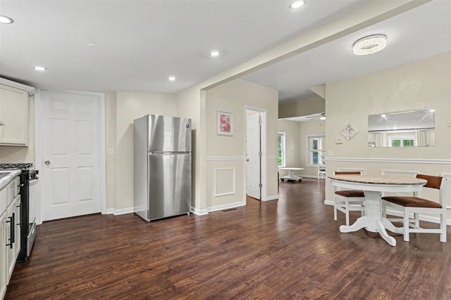 203 Roseneath Avenue, Battle Creek, MI 49037