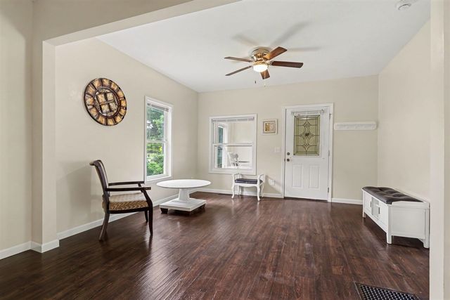 203 Roseneath Avenue, Battle Creek, MI 49037