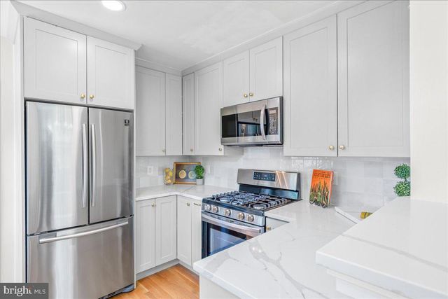 7003 TERRACE CT, Annandale, VA 22003