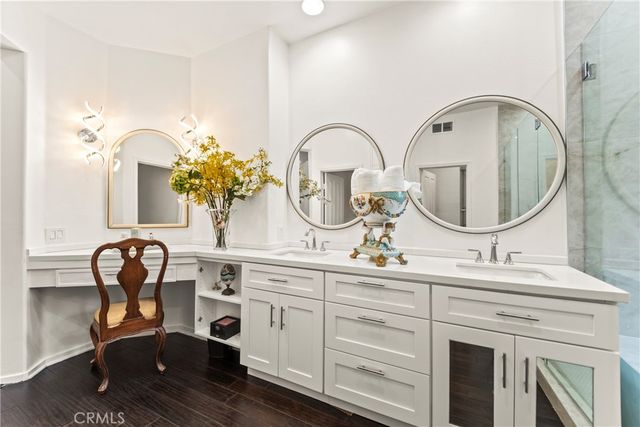 12709 Trent Jones Lane, Tustin, CA 92782