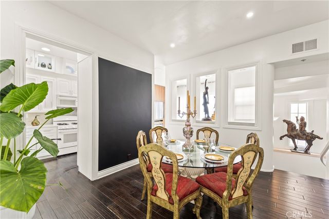 12709 Trent Jones Lane, Tustin, CA 92782