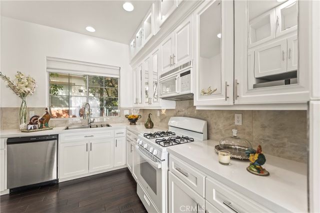 12709 Trent Jones Lane, Tustin, CA 92782