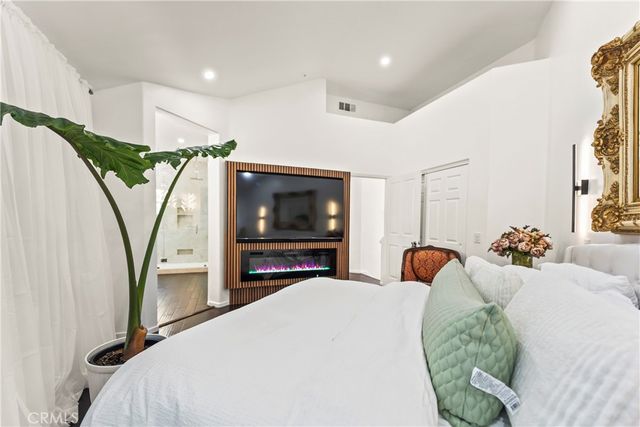12709 Trent Jones Lane, Tustin, CA 92782
