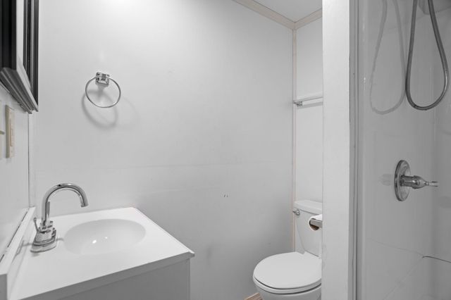 1040 13th Avenue SE, Minneapolis, MN 55414