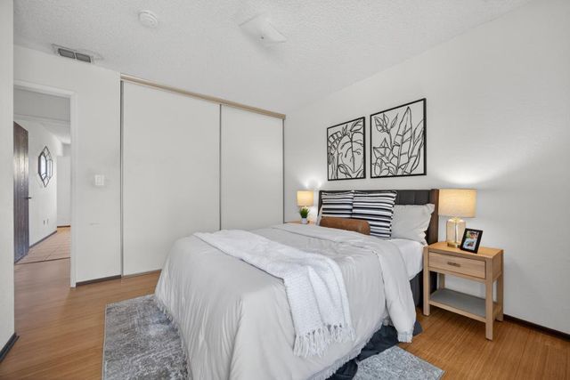 8721 Brigham Way, Sacramento, CA 95826