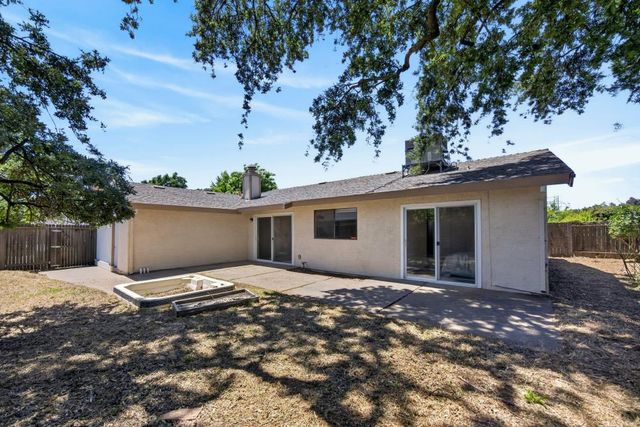 8721 Brigham Way, Sacramento, CA 95826