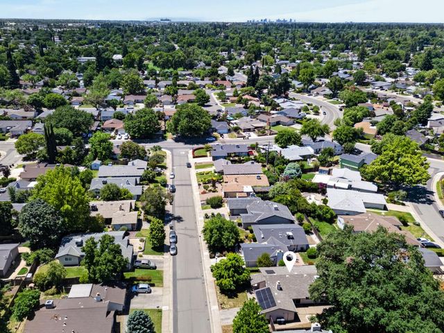 8721 Brigham Way, Sacramento, CA 95826