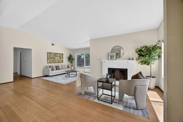 8721 Brigham Way, Sacramento, CA 95826