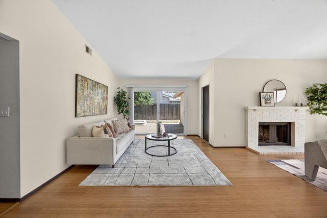 8721 Brigham Way, Sacramento, CA 95826