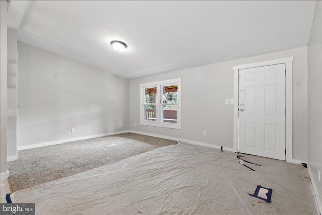 12021 HEATHER DR, Hagerstown, MD 21740