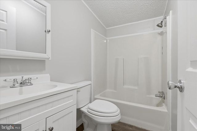 12021 HEATHER DR, Hagerstown, MD 21740