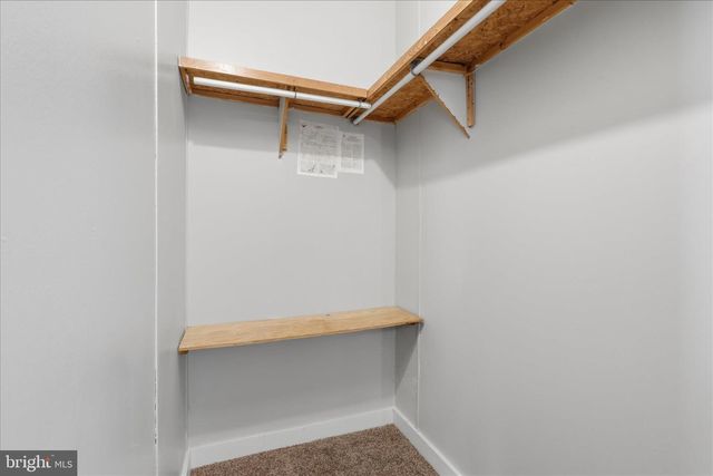 12021 HEATHER DR, Hagerstown, MD 21740
