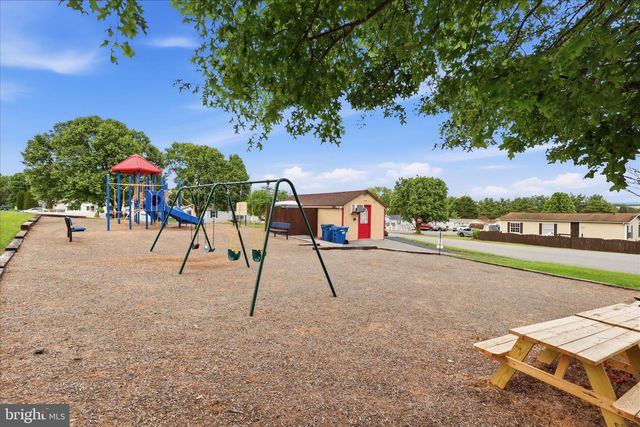 12021 HEATHER DR, Hagerstown, MD 21740
