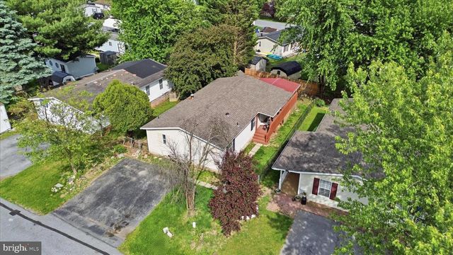 12021 HEATHER DR, Hagerstown, MD 21740