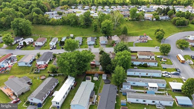 12021 HEATHER DR, Hagerstown, MD 21740