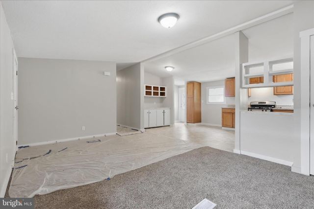 12021 HEATHER DR, Hagerstown, MD 21740