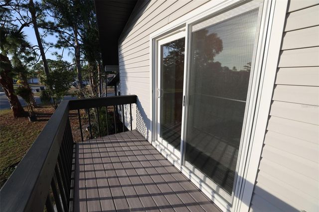5667 CREEKWOOD DRIVE, Sarasota, FL 34233