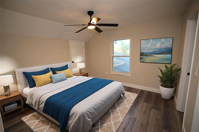 5667 CREEKWOOD DRIVE, Sarasota, FL 34233