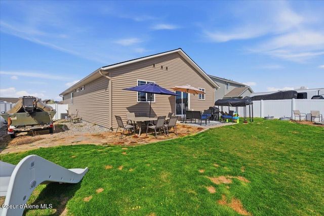 8830 N Mountainshire RD, Post Falls, ID 83854