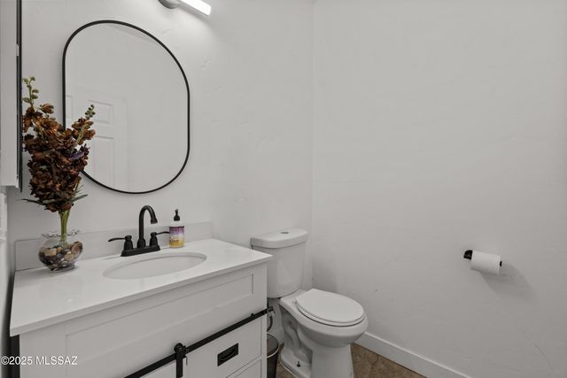 147 E Calle Puente Azul, Sahuarita, AZ 85629