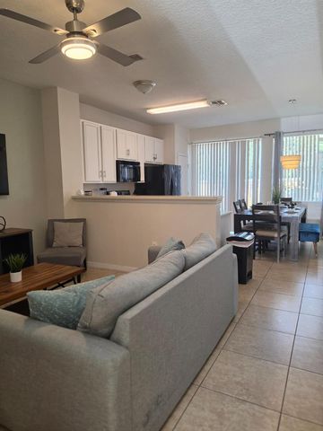 5520 PARADISE CAY CIRCLE, Kissimmee, FL 34746