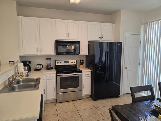 5520 PARADISE CAY CIRCLE, Kissimmee, FL 34746