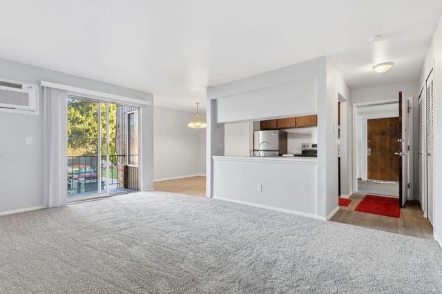 21661 Hillside Drive, Clinton Twp, MI 48035