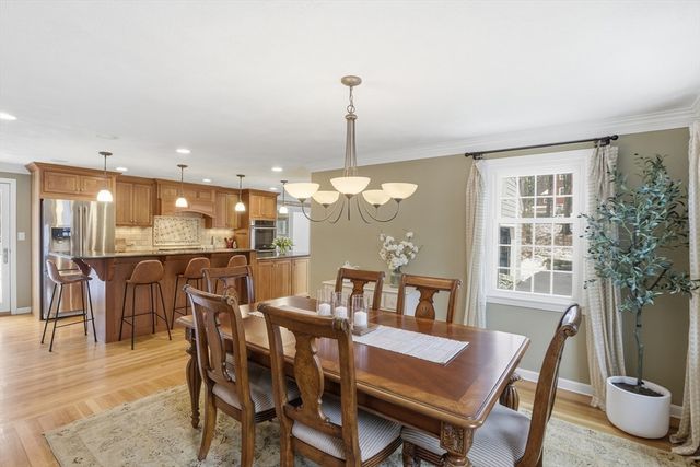 16 Heywood Road, Westford, MA 01886