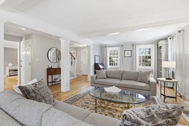 16 Heywood Road, Westford, MA 01886