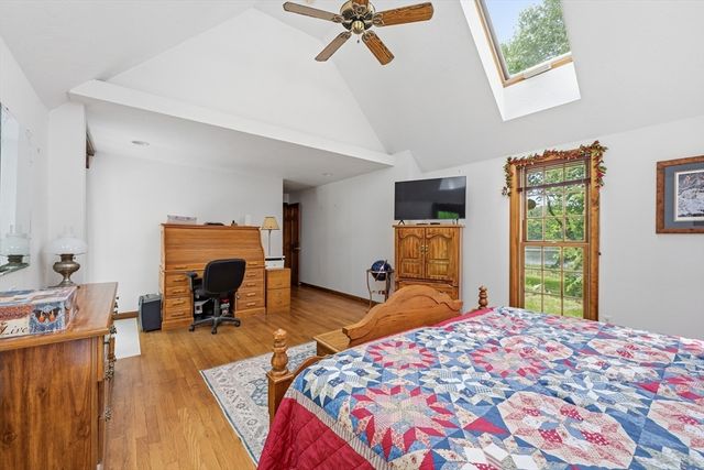 43 Flint Road, Tyngsborough, MA 01879