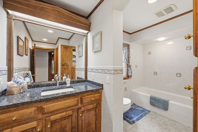 43 Flint Road, Tyngsborough, MA 01879
