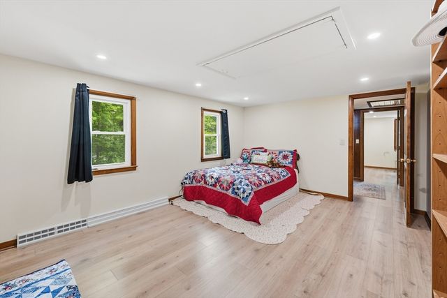 43 Flint Road, Tyngsborough, MA 01879