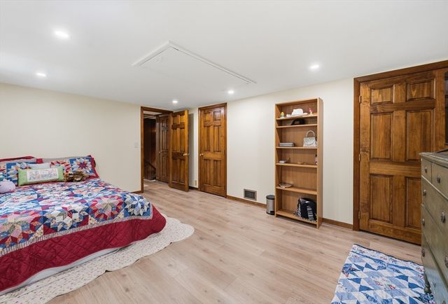 43 Flint Road, Tyngsborough, MA 01879
