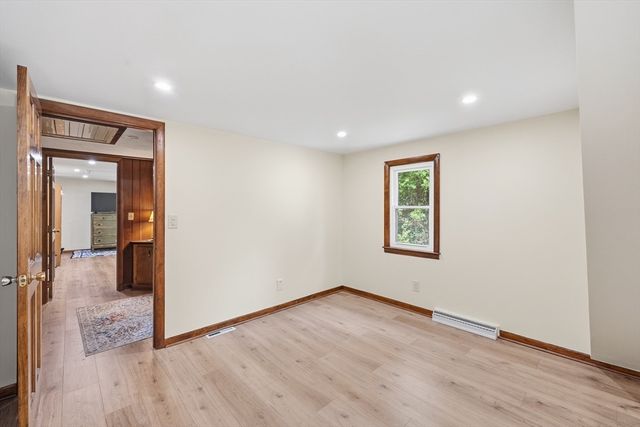 43 Flint Road, Tyngsborough, MA 01879