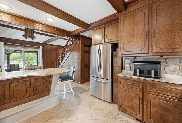 43 Flint Road, Tyngsborough, MA 01879